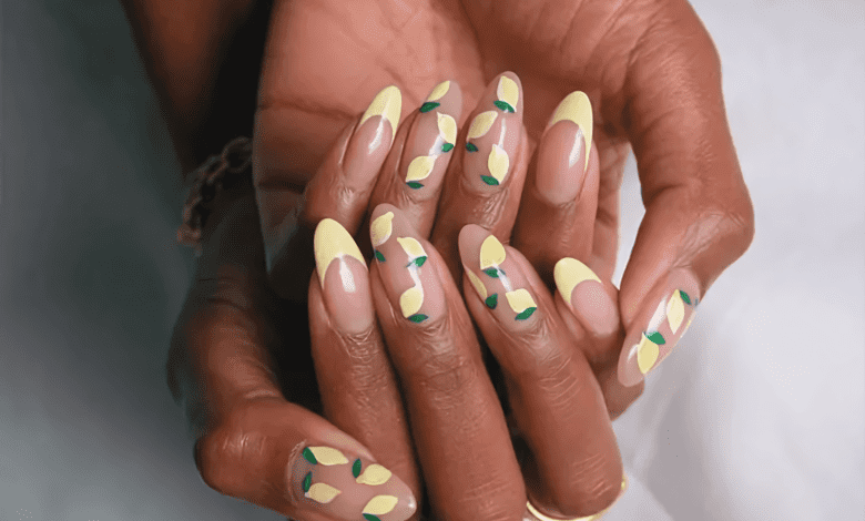 20 Sunshine-Ready Lemon Nail Art Ideas to Brighten Your Day