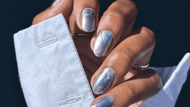 20 Short Chrome Nail Designs: Elevate Your Manicure with a Touch of Glamor