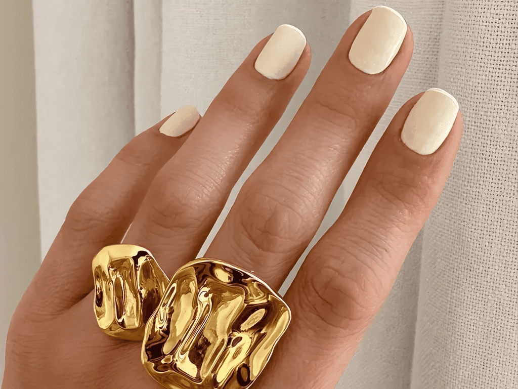 Embrace Simplicity and Chic with These 22 Short White Nail Designs