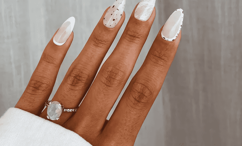 18 White Manicure Inspirations for a Clean, Refreshing Aesthetic