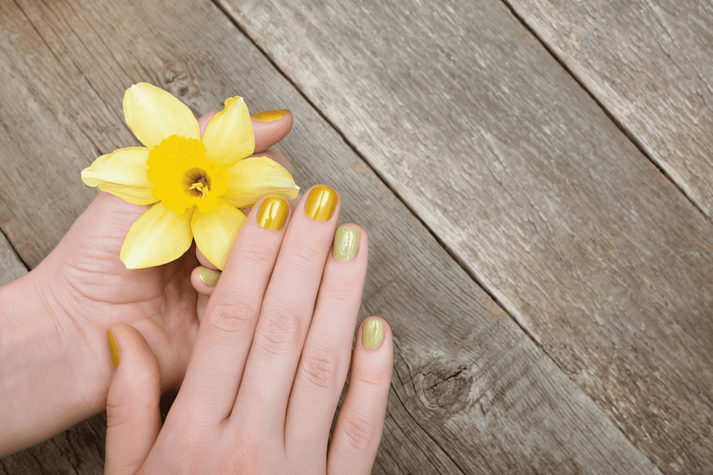 Short & Sweet: 12 Summer Nail Art Ideas Perfect for Shorter Nails