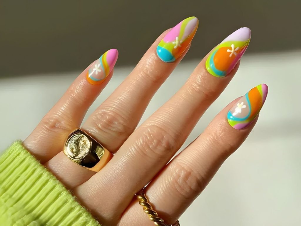 15 Ways to Embrace the '70s with a Stylish Manicure