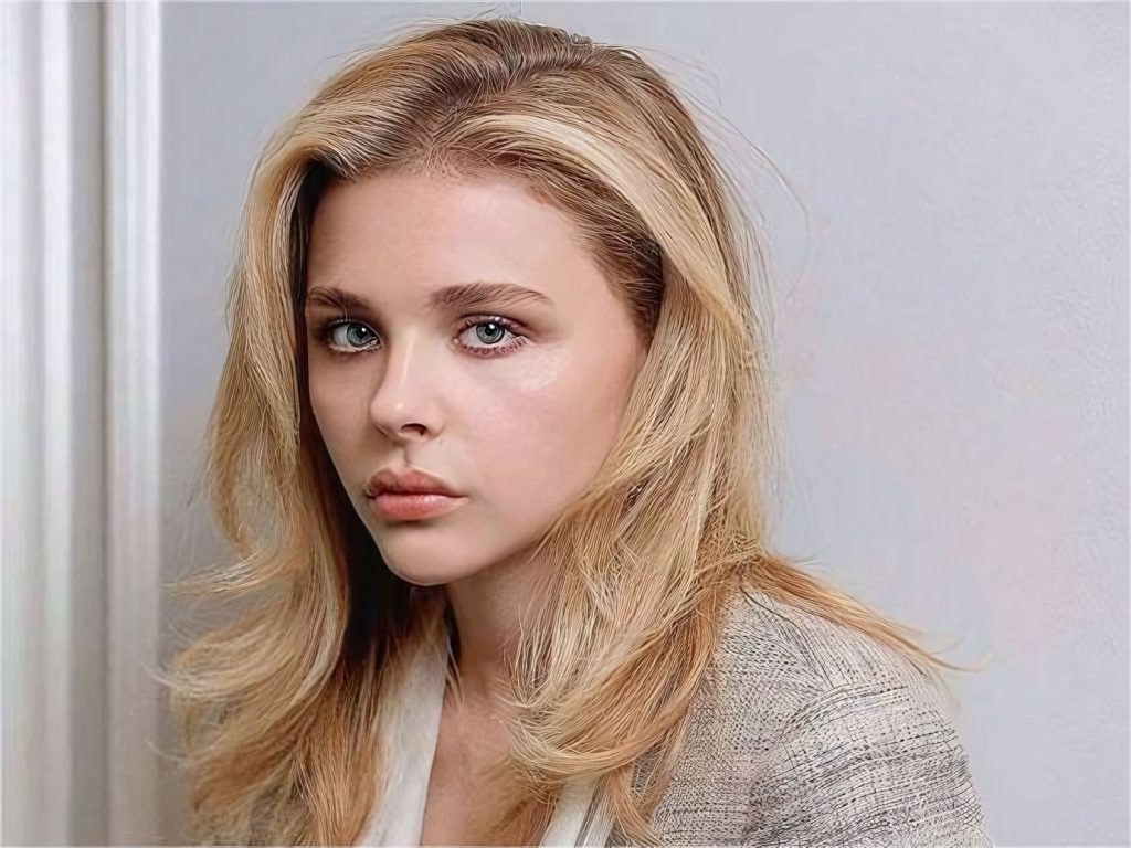 Celebrities Who Look Gorgeous Even Without Makeup