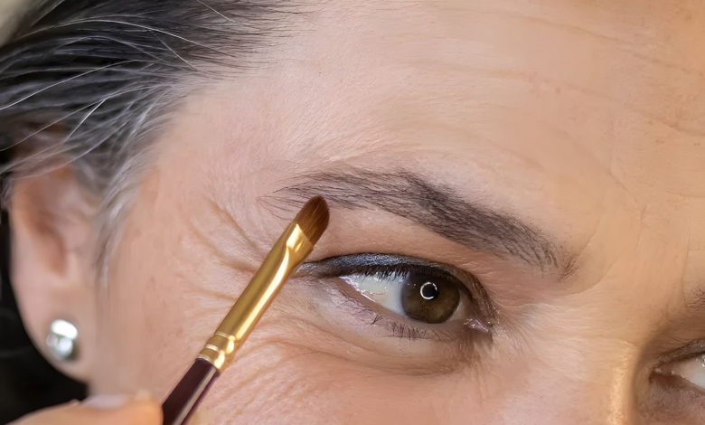 Comparing Eyebrow Gel, Pencil, and Powder: Picking the Right One