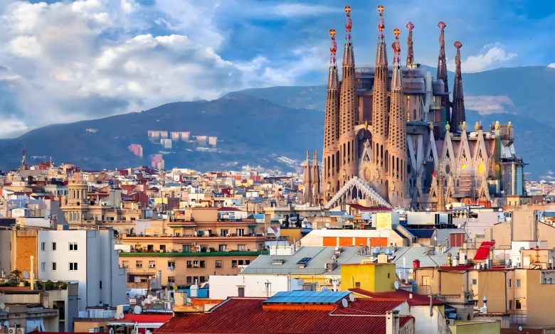 What to do in Barcelona and Your Wardrobe Plan